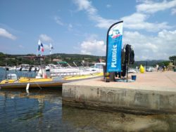 Bateau à quai 2